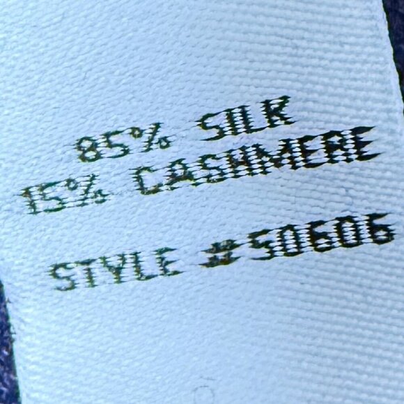 Travel Smith **85% SILK 15%CASHMERE** Light Sweater Blue Sz XL - Picture 3 of 7